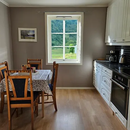 Herfindalsvegen Holiday home *