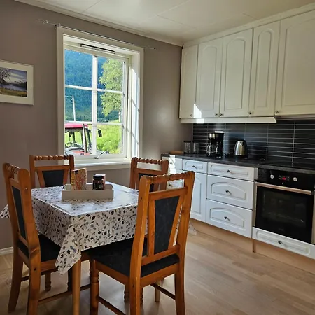 Holiday home Herfindalsvegen